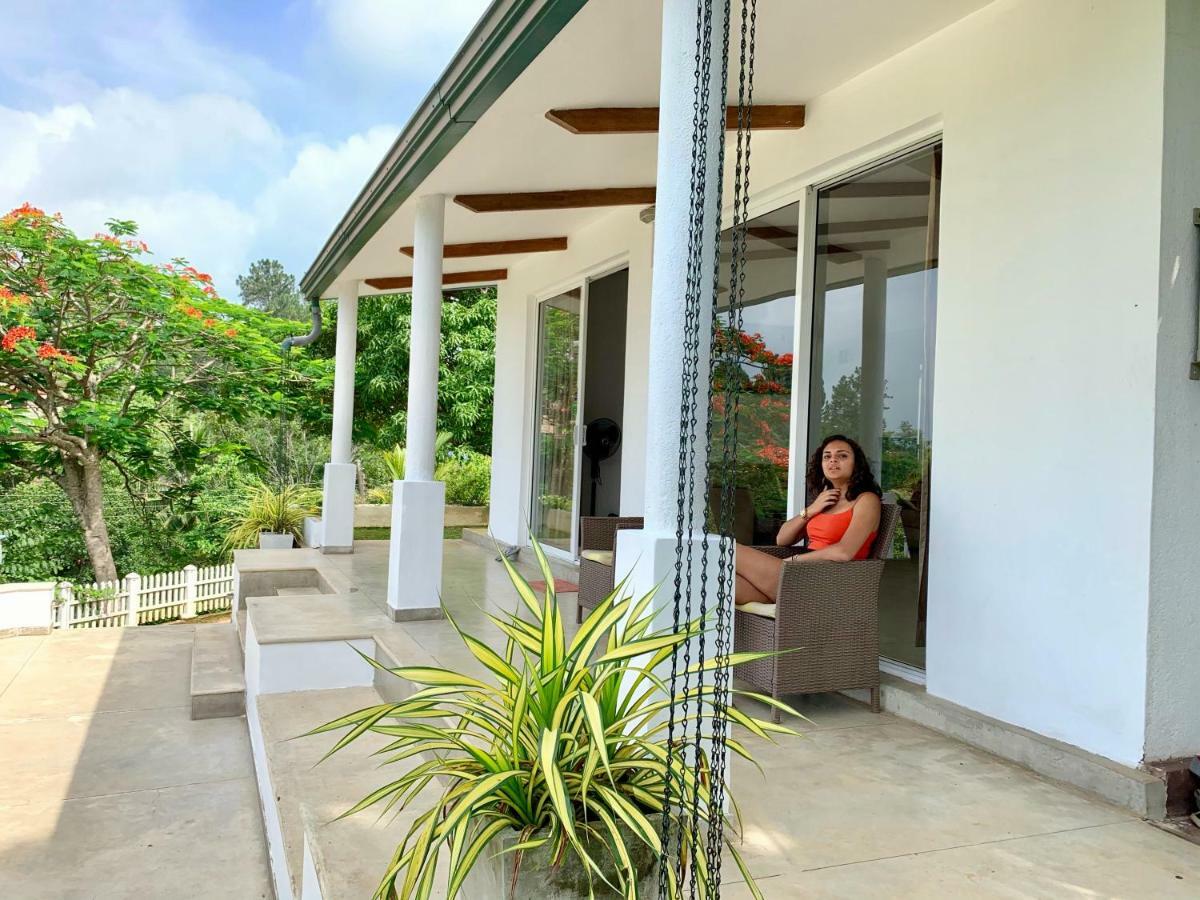 Amandari Holiday Villa Gelioya Buitenkant foto