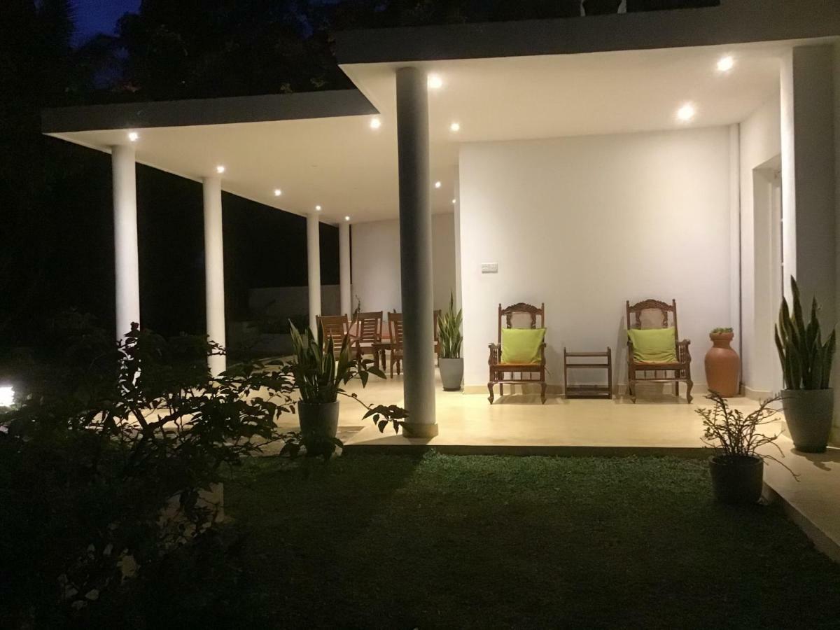 Amandari Holiday Villa Gelioya Buitenkant foto