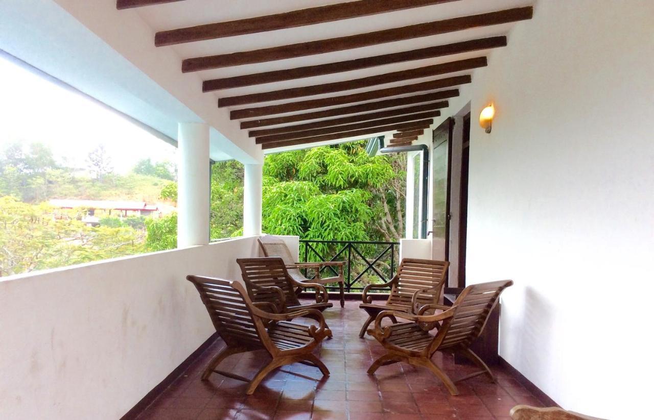 Amandari Holiday Villa Gelioya Buitenkant foto
